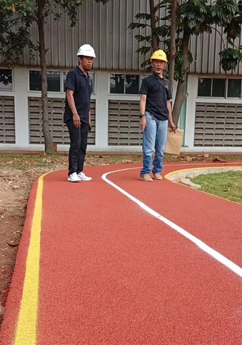 Proyek Lapangan Olahraga 8